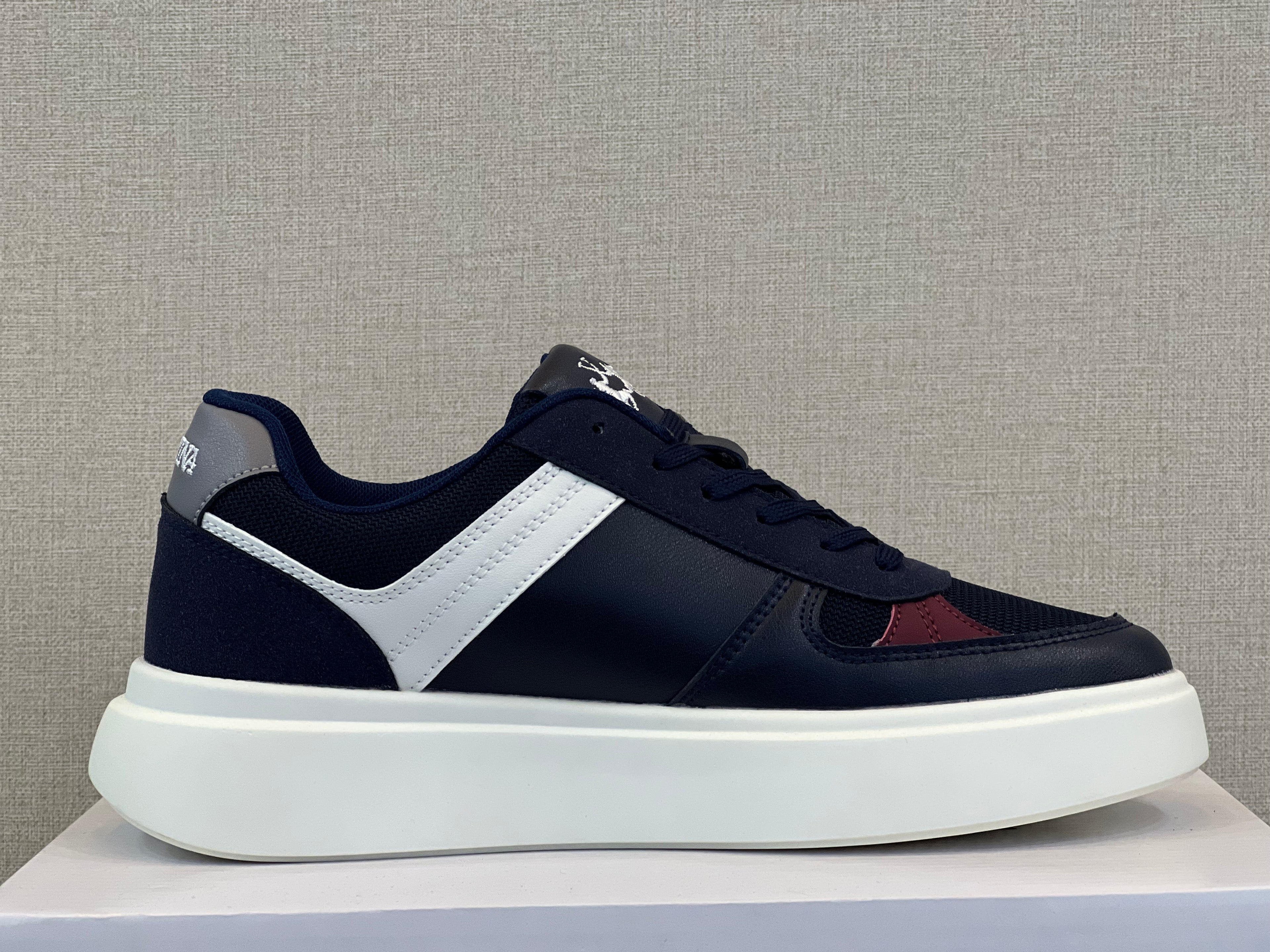 "La Martina Extra Finsion: Elegance in Motion"