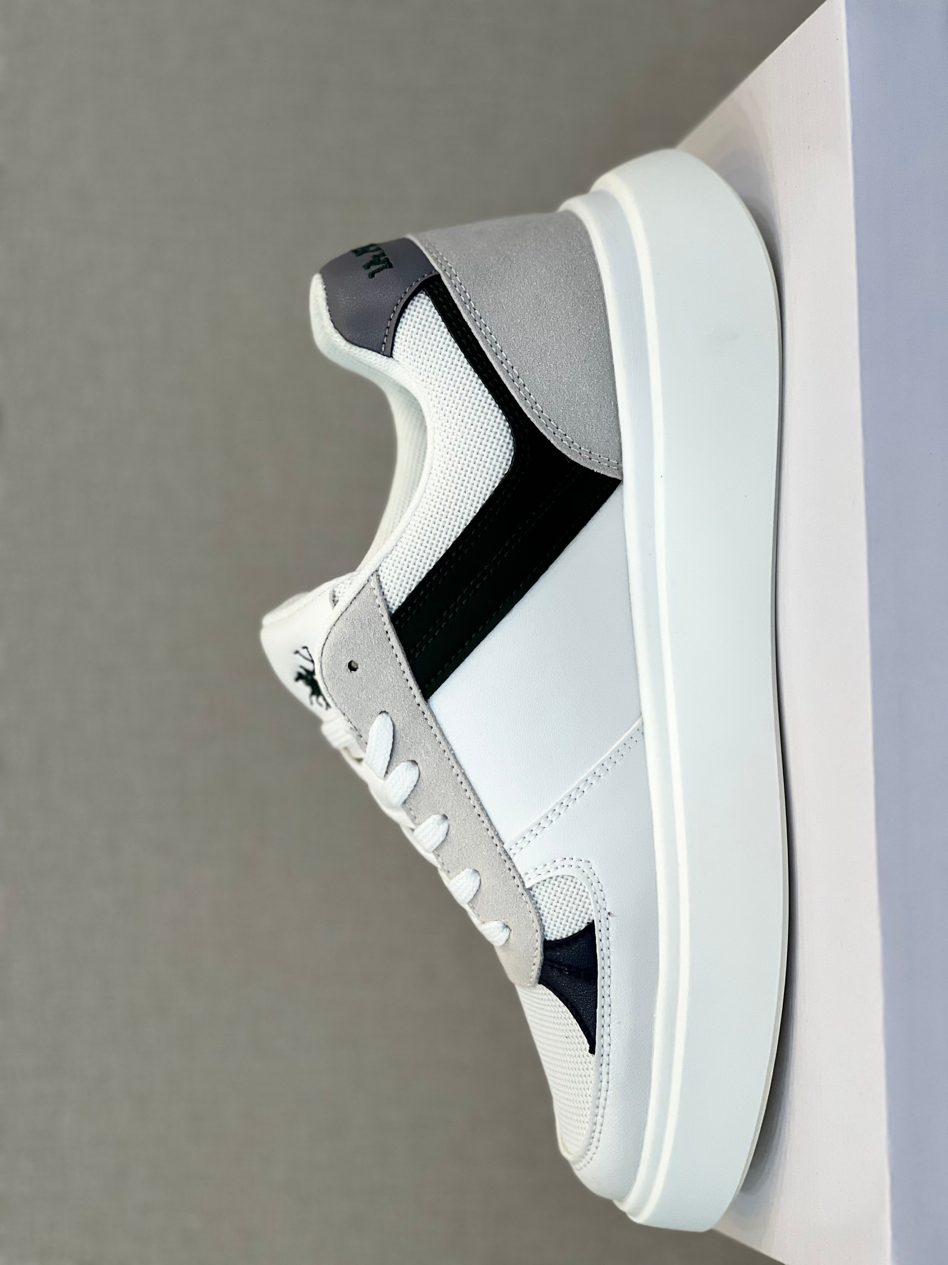 "La Martina Extra Finsion: Elegance in Motion"